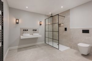 Photo 17- click for photo gallery